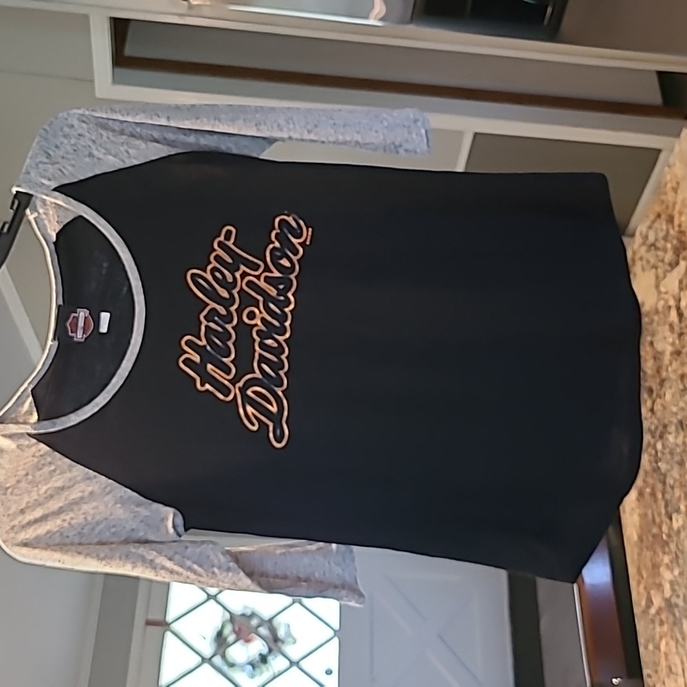 Harley Davidson 3/4 sleeve womens tip